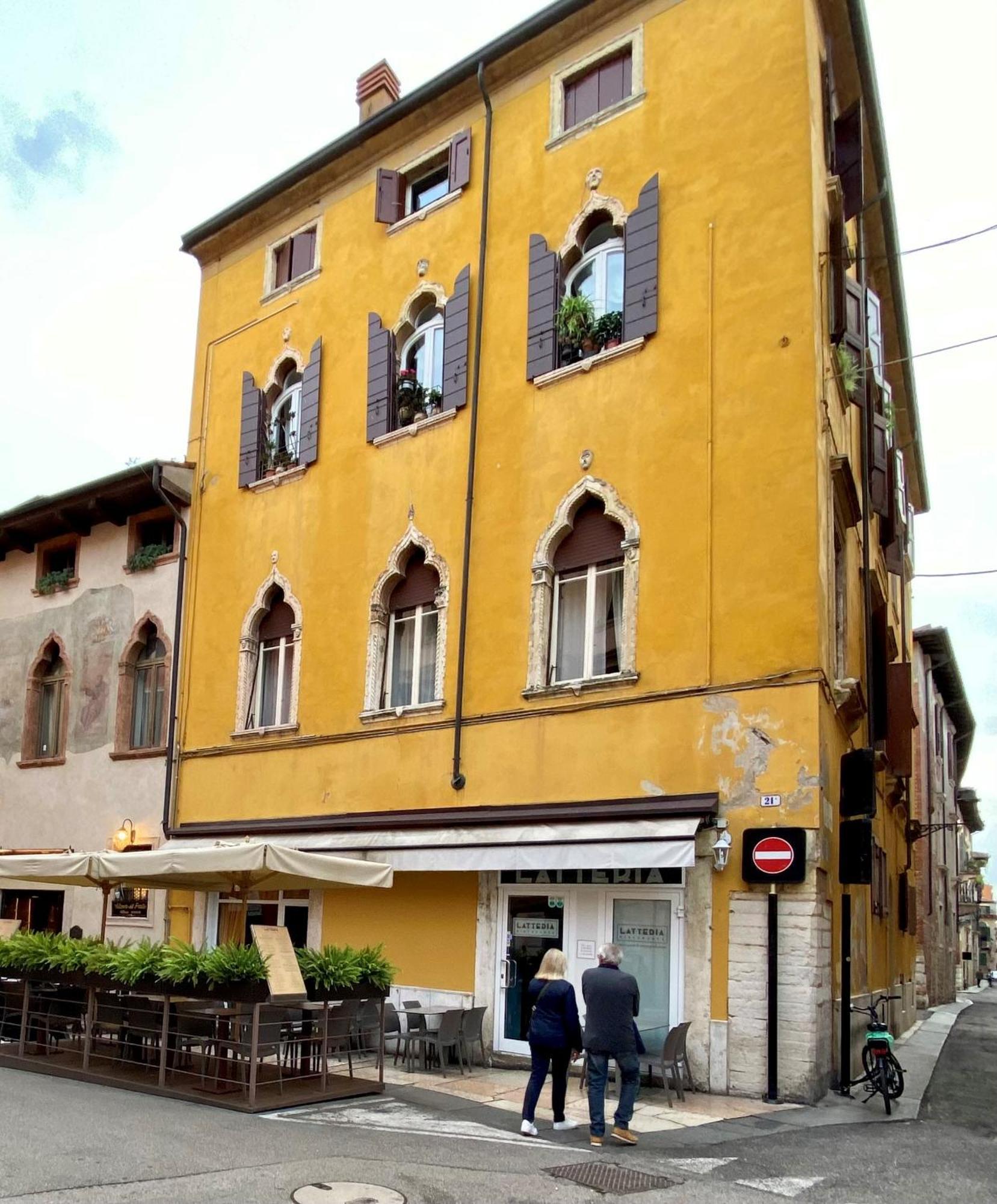 Ponte Pietra Lovely In Appartamento Verona